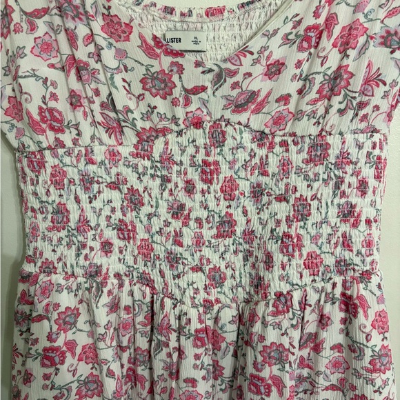 Hollister Pink and White Floral Mini Dress Size XLARGE - Picture 5 of 9